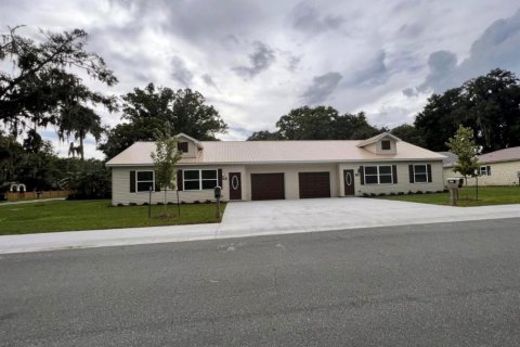Appartement à louer à Mount Dora, Floride: 2 chambres, 89.19 m2 № 1608608 - photo 1