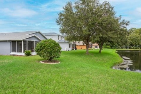 House in New Port Richey, Florida 3 bedrooms, 150.97 sq.m. № 1911660 - photo 18