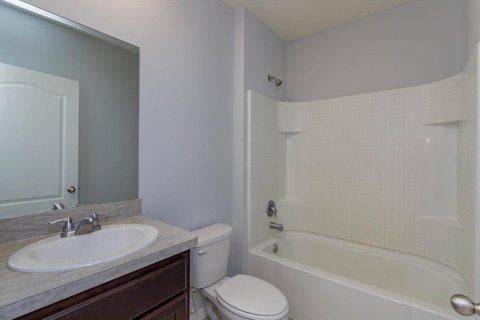 House in Leesburg, Florida 3 bedrooms, 142.05 sq.m. № 1369722 - photo 19