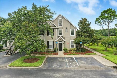 Condominio en venta en Orlando, Florida, 2 dormitorios, 116.59 m2 № 1833360 - foto 3