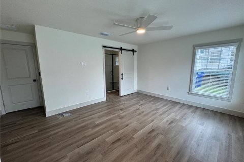 House in Lakeland, Florida 3 bedrooms, 128.58 sq.m. № 1912626 - photo 13