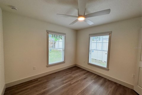 House in Lakeland, Florida 3 bedrooms, 128.58 sq.m. № 1912626 - photo 19