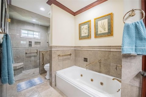 Casa en venta en Lakeland, Florida, 5 dormitorios, 375.98 m2 № 1869142 - foto 17