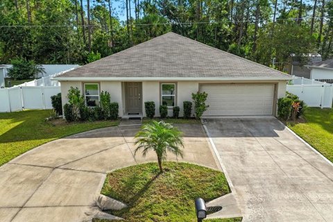 Casa en venta en Palm Coast, Florida, 4 dormitorios, 145.11 m2 № 1909560 - foto 1