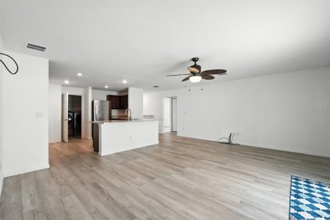 Casa en venta en Palm Coast, Florida, 4 dormitorios, 145.11 m2 № 1909560 - foto 11