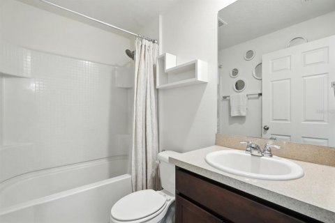 Casa en venta en Palm Coast, Florida, 4 dormitorios, 145.11 m2 № 1909560 - foto 29
