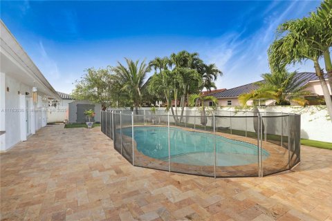 Casa en venta en Miami, Florida, 3 dormitorios, 188.68 m2 № 1693408 - foto 26