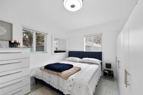 Купить виллу или дом в Майами-Гарденс, Флорида 3 спальни, 131.55м2, № 2050514 - фото 12