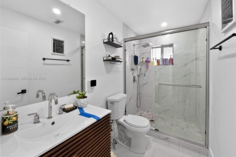 Купить виллу или дом в Майами-Гарденс, Флорида 3 спальни, 131.55м2, № 2050514 - фото 9