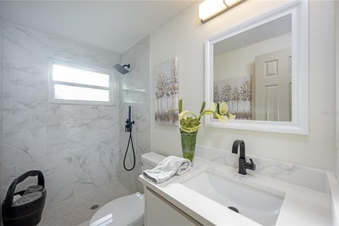 House in Lutz, Florida 3 bedrooms, 147.16 sq.m. № 1885571 - photo 13