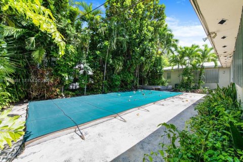 Villa ou maison à vendre à Coral Gables, Floride: 3 chambres, 235.88 m2 № 2066364 - photo 6