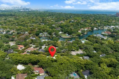 Villa ou maison à vendre à Coral Gables, Floride: 3 chambres, 235.88 m2 № 2066364 - photo 16