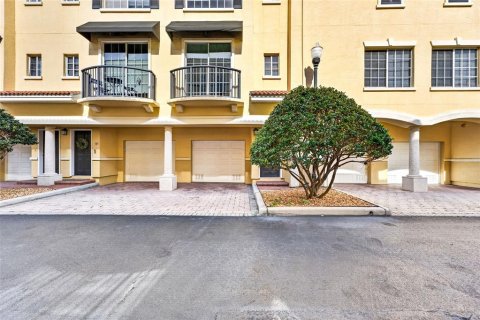 Condo à Tampa, Floride, 1 chambre  № 2148772
