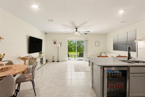 Adosado en venta en Davenport, Florida, 3 dormitorios, 140.75 m2 № 2237889 - foto 2