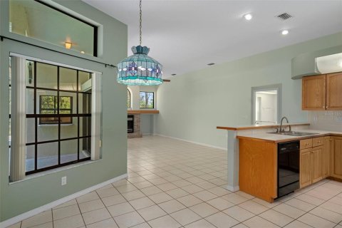 Villa ou maison à vendre à Weeki Wachee, Floride: 3 chambres, 225.2 m2 № 1870332 - photo 18