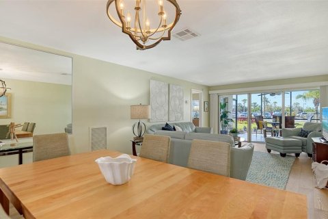 Condominio en venta en Sarasota, Florida, 2 dormitorios, 109.07 m2 № 1650688 - foto 14