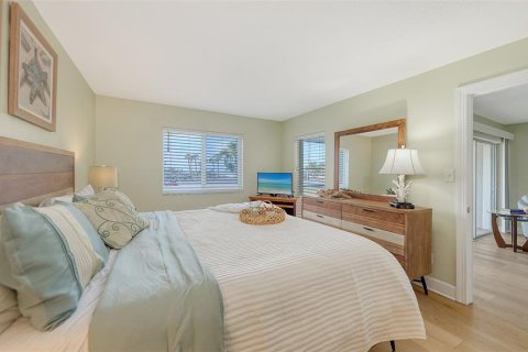 Copropriété à vendre à Sarasota, Floride: 2 chambres, 109.07 m2 № 1650688 - photo 21