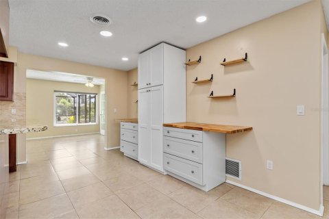 House in Rotonda, Florida 3 bedrooms, 165.74 sq.m. № 2393812 - photo 13