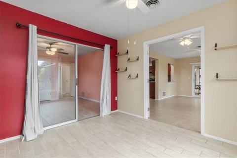 House in Rotonda, Florida 3 bedrooms, 165.74 sq.m. № 2393812 - photo 29