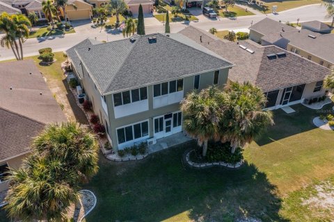 House in Sun City Center, Florida 3 bedrooms, 244.98 sq.m. № 1677221 - photo 6