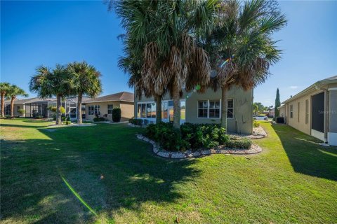 House in Sun City Center, Florida 3 bedrooms, 244.98 sq.m. № 1677221 - photo 8