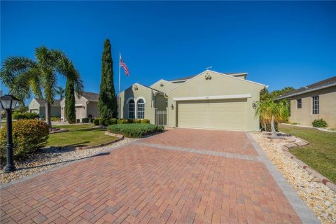 House in Sun City Center, Florida 3 bedrooms, 244.98 sq.m. № 1677221 - photo 2