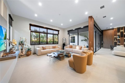 Купить виллу или дом в Майами, Флорида 5 спален, 352.29м2, № 2026712 - фото 18