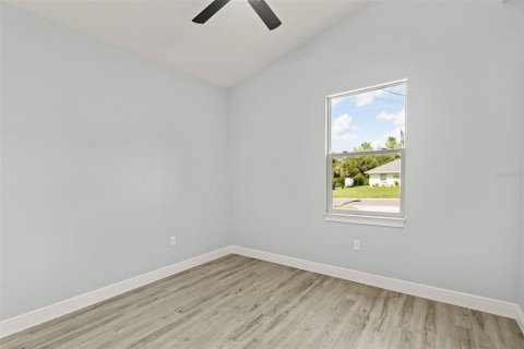 Villa ou maison à vendre à Orange City, Floride: 3 chambres, 116.96 m2 № 2352440 - photo 11