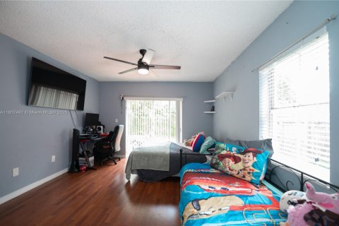 House in Homestead, Florida 3 bedrooms, 150.13 sq.m. № 1786913 - photo 19
