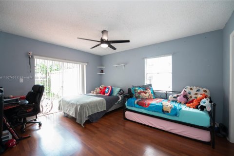 House in Homestead, Florida 3 bedrooms, 150.13 sq.m. № 1786913 - photo 17