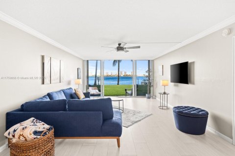 Copropriété à vendre à Lake Park, Floride: 2 chambres, 126.63 m2 № 1977335 - photo 1