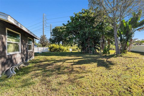 House in Oldsmar, Florida 3 bedrooms, 118.36 sq.m. № 2206948 - photo 26