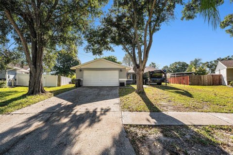 Casa en Oldsmar, Florida 3 dormitorios, 118.36 m2 № 2206948
