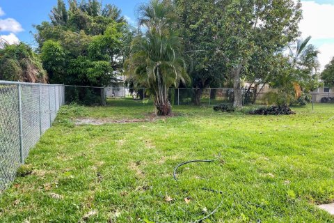 House in West Palm Beach, Florida 2 bedrooms, 71.35 sq.m. № 1775969 - photo 11