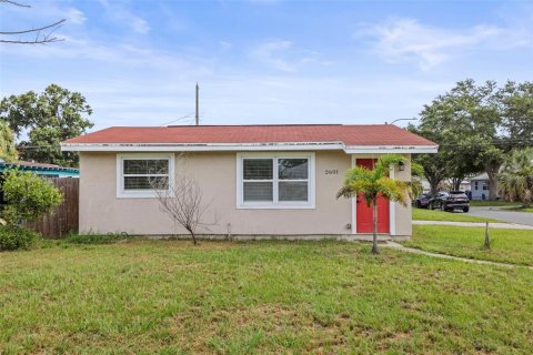 Casa en alquiler en Saint Petersburg, Florida, 2 dormitorios, 73.21 m2 № 2148932 - foto 2