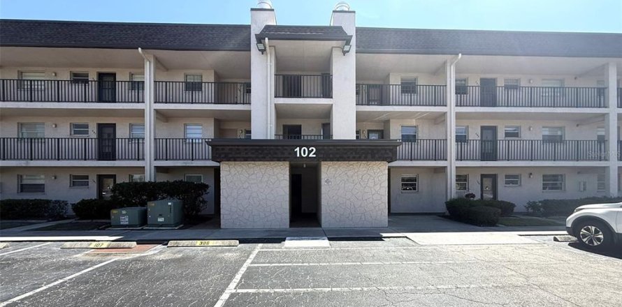 Condo in Venice, Florida, 1 bedroom № 2100231