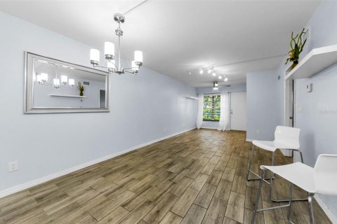 Copropriété à louer à Clearwater, Floride: 2 chambres, 87.33 m2 № 1901640 - photo 7