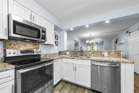 Copropriété à louer à Clearwater, Floride: 2 chambres, 87.33 m2 № 1901640 - photo 10