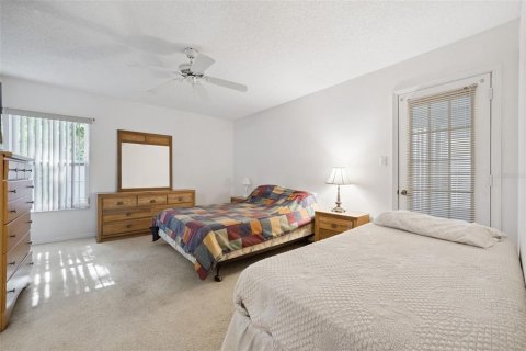 Villa ou maison à vendre à Leesburg, Floride: 2 chambres, 119.75 m2 № 2148804 - photo 9