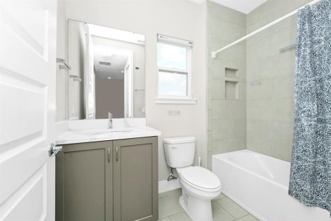Townhouse in Four Corners, Florida 3 bedrooms, 154.12 sq.m. № 1657230 - photo 18