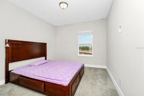 Townhouse in Four Corners, Florida 3 bedrooms, 154.12 sq.m. № 1657230 - photo 19