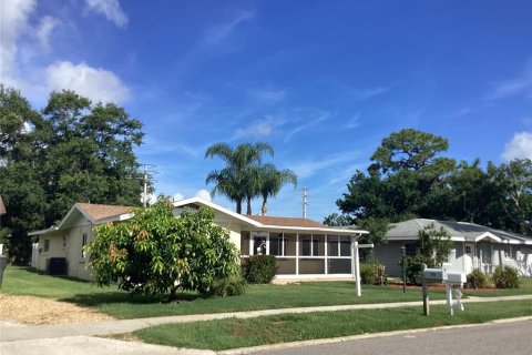 Villa ou maison à vendre à Bradenton, Floride: 3 chambres, 181.62 m2 № 2149221 - photo 4