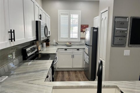 Touwnhouse à vendre à Tampa, Floride: 3 chambres, 148.09 m2 № 1781394 - photo 15