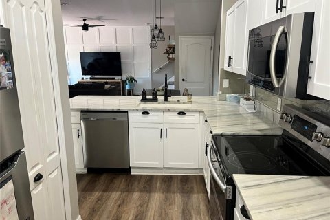 Touwnhouse à vendre à Tampa, Floride: 3 chambres, 148.09 m2 № 1781394 - photo 12