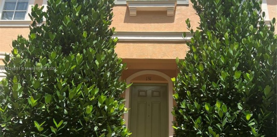 Townhouse in Jupiter, Florida 3 bedrooms, 214.6 sq.m. № 1817641