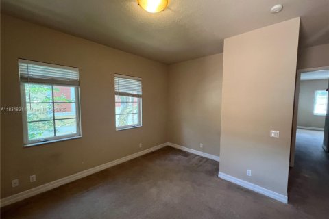 Townhouse in Jupiter, Florida 3 bedrooms, 214.6 sq.m. № 1817641 - photo 14