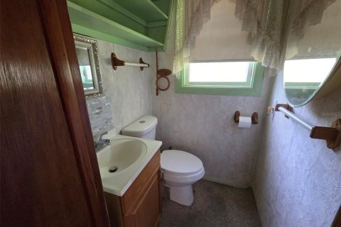 Casa en venta en Zephyrhills, Florida, 2 dormitorios, 82.87 m2 № 2097236 - foto 15