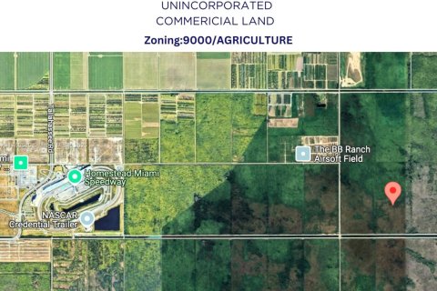 Купить коммерческую недвижимость в Хомстед, Флорида № 1960917 - фото 1