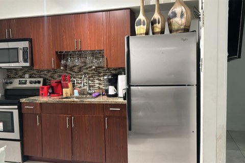 House in Fort Lauderdale, Florida 3 bedrooms, 92.9 sq.m. № 1950323 - photo 12