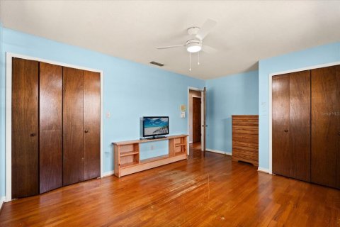 House in Orlando, Florida 4 bedrooms, 182.92 sq.m. № 1622772 - photo 10
